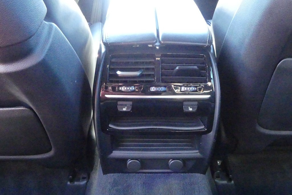 2019 BMW 5 Series Image 32
