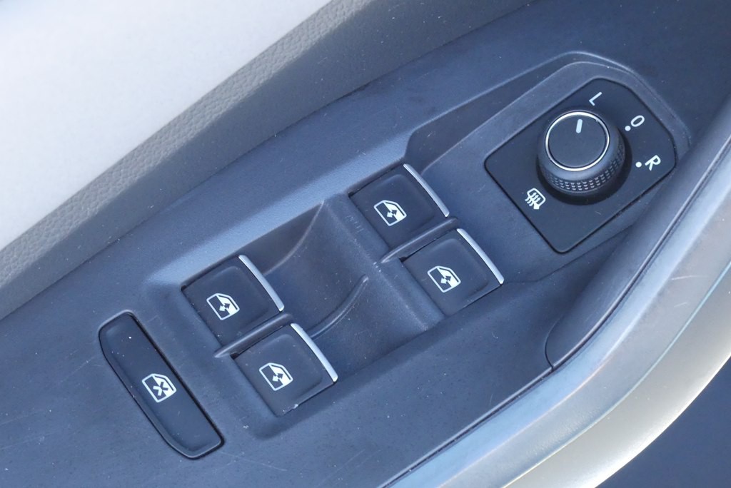 2025 Volkswagen Jetta Image 11