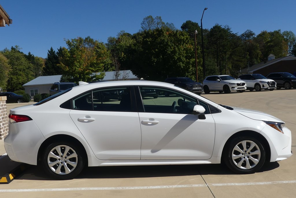 2025 Toyota Corolla Image 6