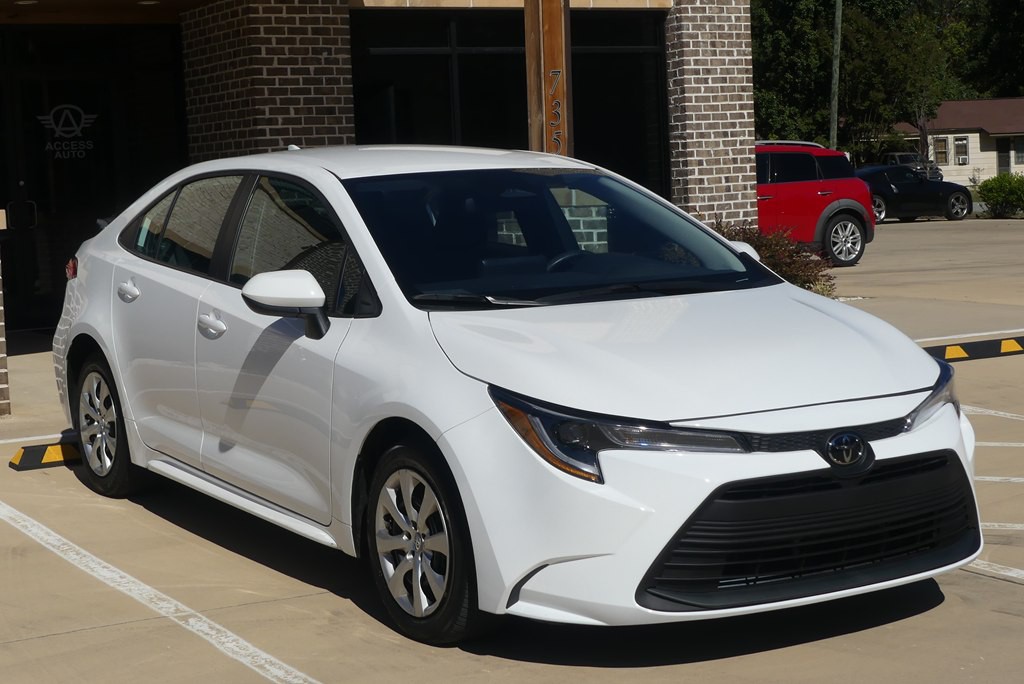 2025 Toyota Corolla Image 7