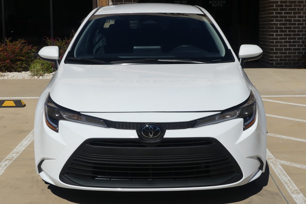 2025 Toyota Corolla Image 8