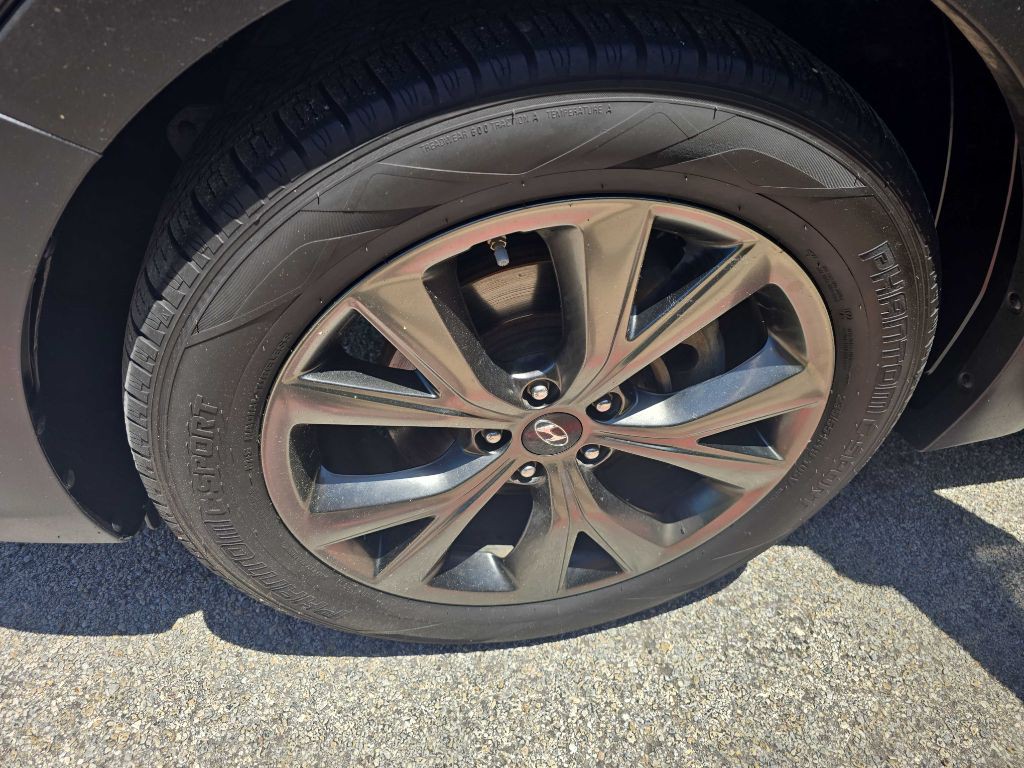 2017 Hyundai Santa Fe Sport Image 17