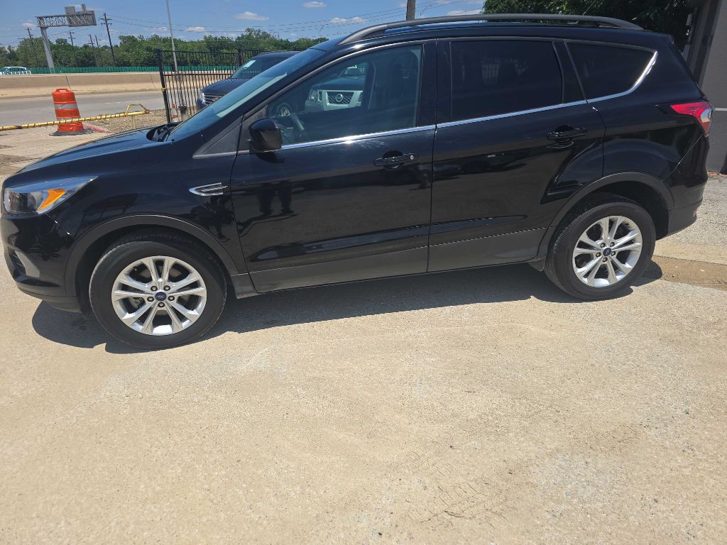 2018 Ford Escape Image 2
