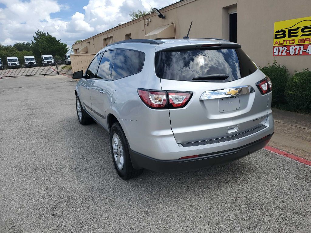 2014 Chevrolet Traverse Image 3