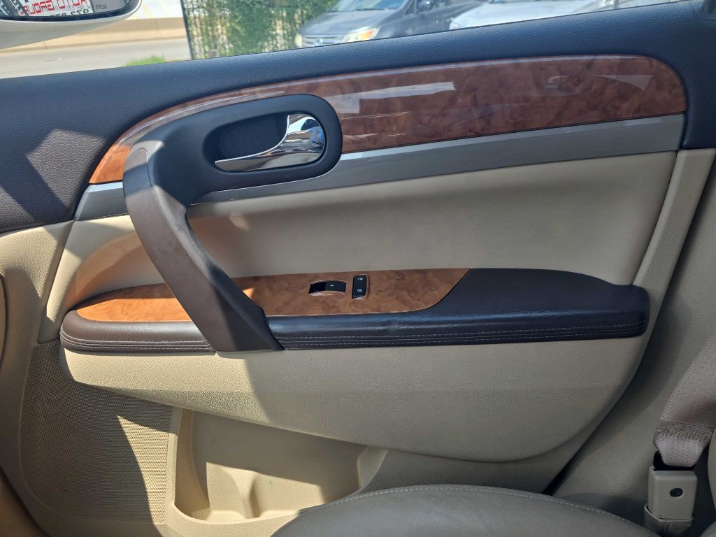 2012 Buick Enclave Image 10