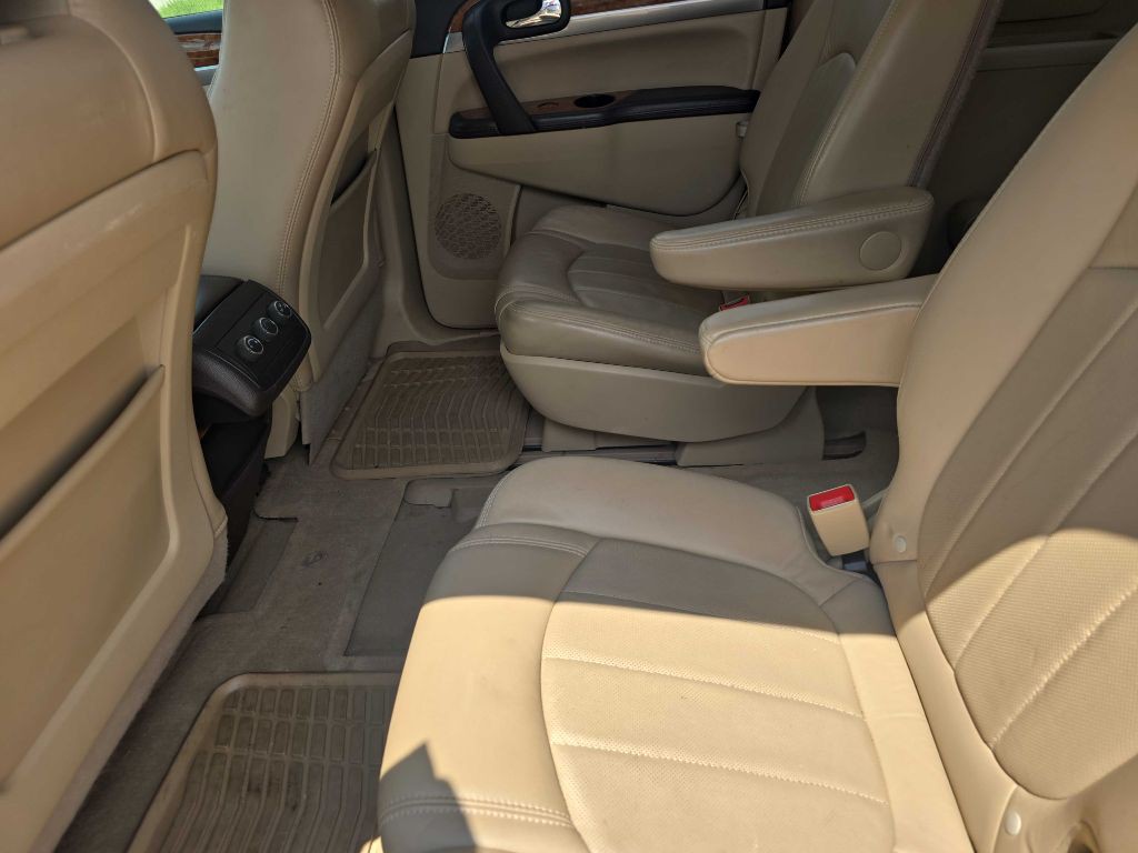 2012 Buick Enclave Image 11