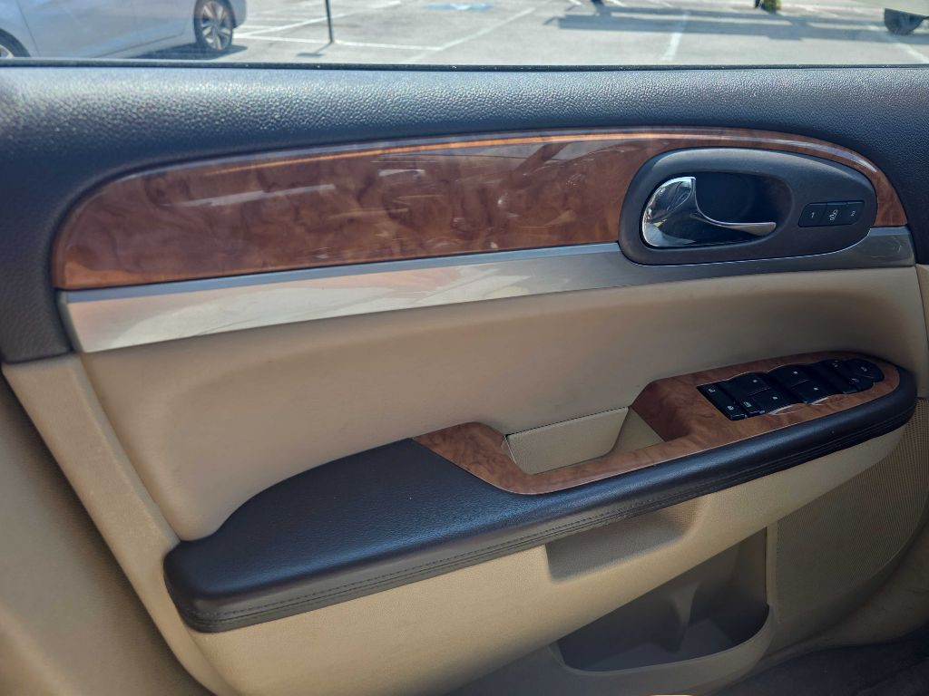 2012 Buick Enclave Image 12
