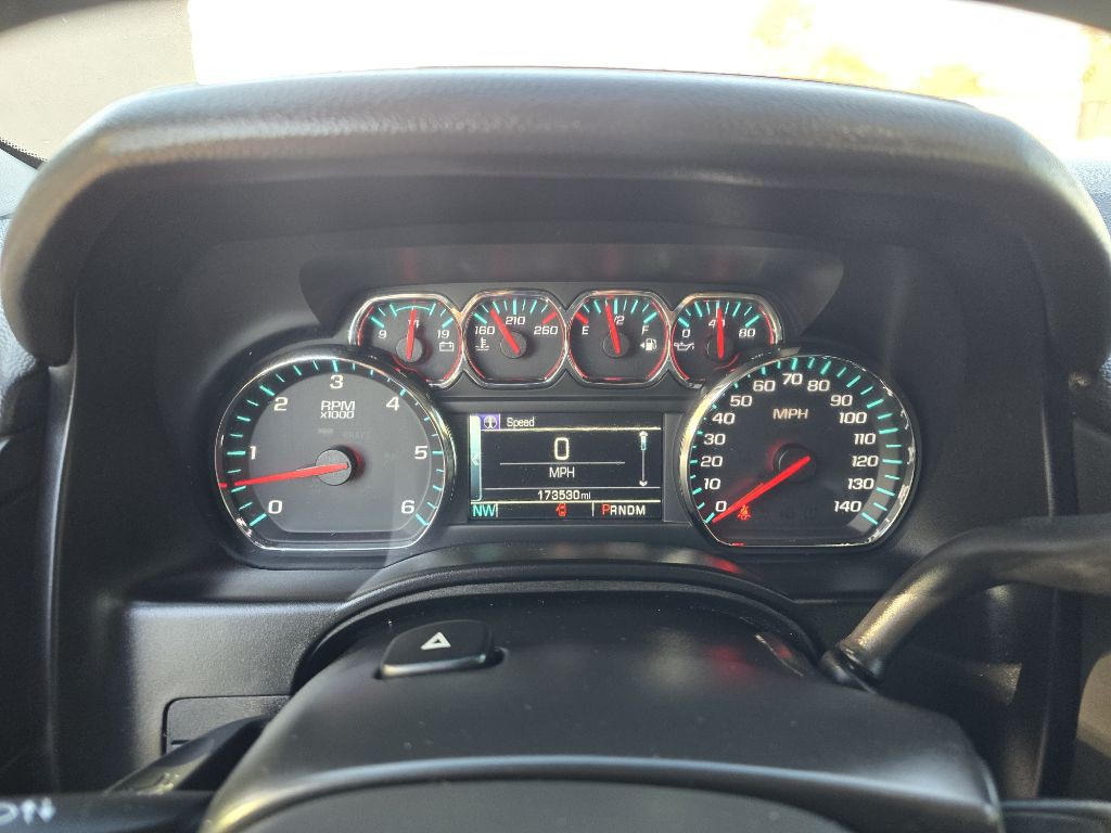 2016 Chevrolet Tahoe Image 11