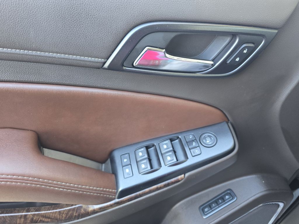 2015 Chevrolet Tahoe Image 12