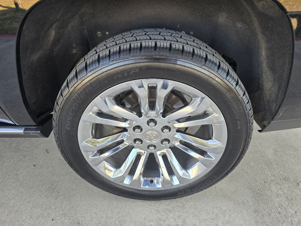 2015 Cadillac Escalade Image 8