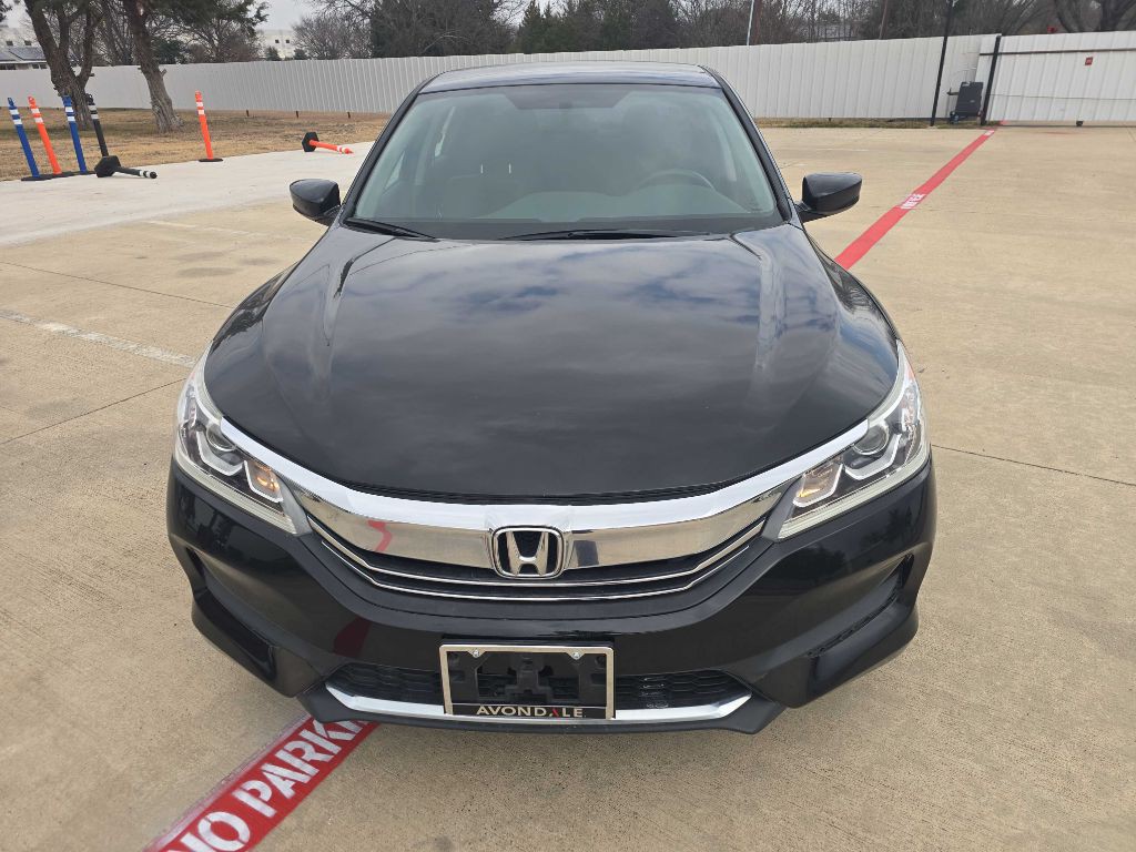 2016 Honda Accord Image 1