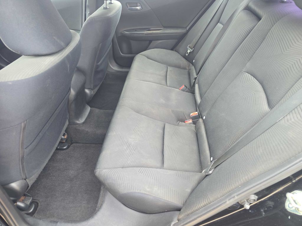 2016 Honda Accord Image 11