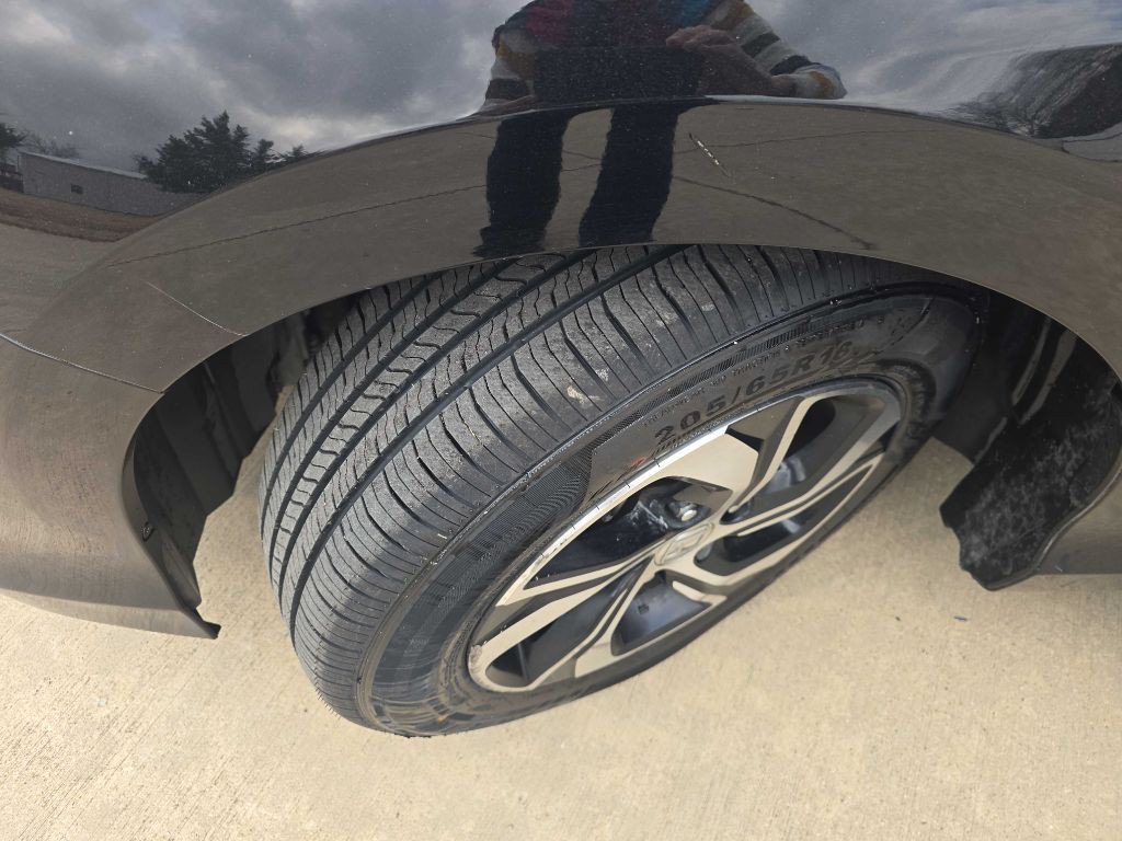 2016 Honda Accord Image 15