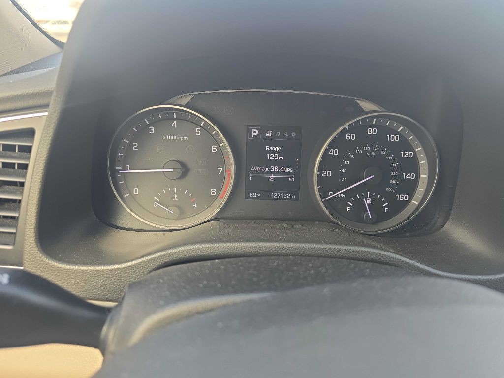 2018 Hyundai Elantra Image 6