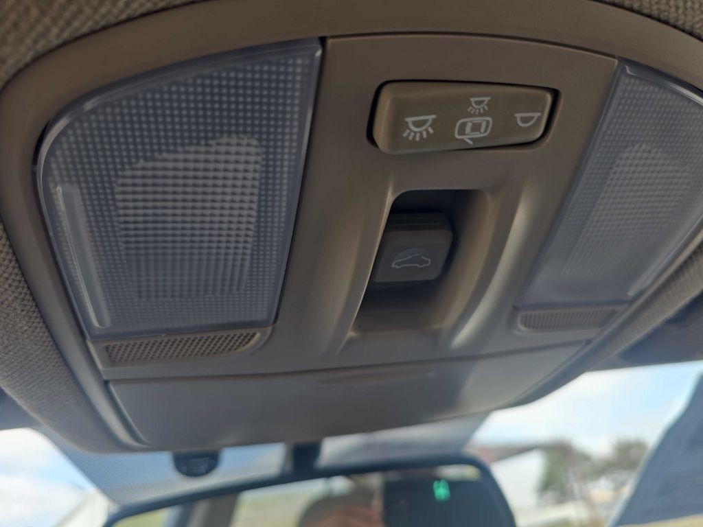 2018 Hyundai Elantra Image 9