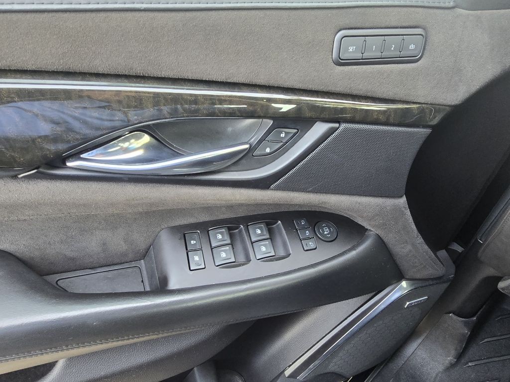 2019 Cadillac Escalade Image 11