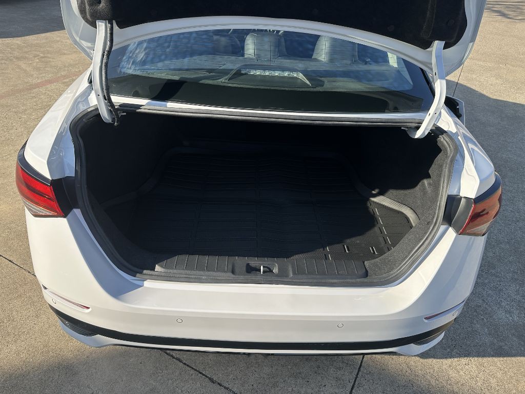 2025 Nissan Sentra Image 11