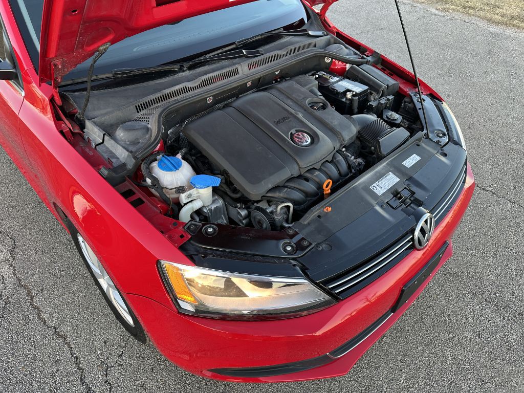 2013 Volkswagen Jetta Image 15