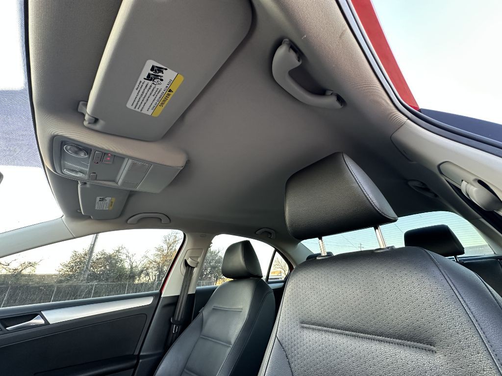 2013 Volkswagen Jetta Image 20