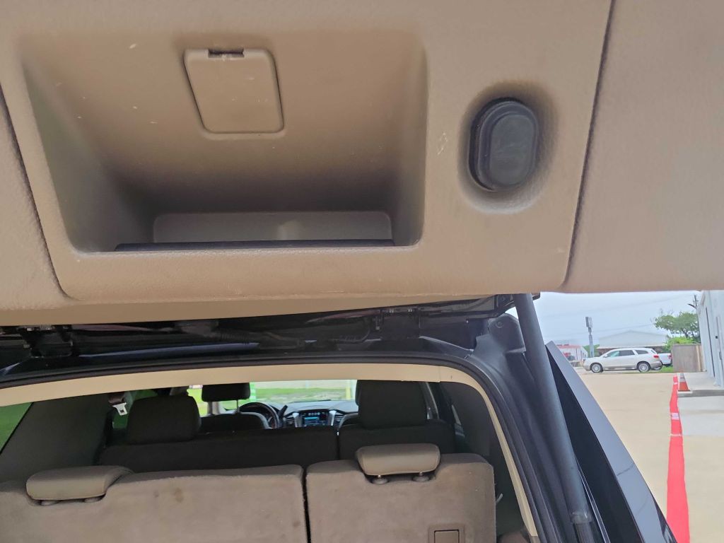 2019 Chevrolet Tahoe Image 15