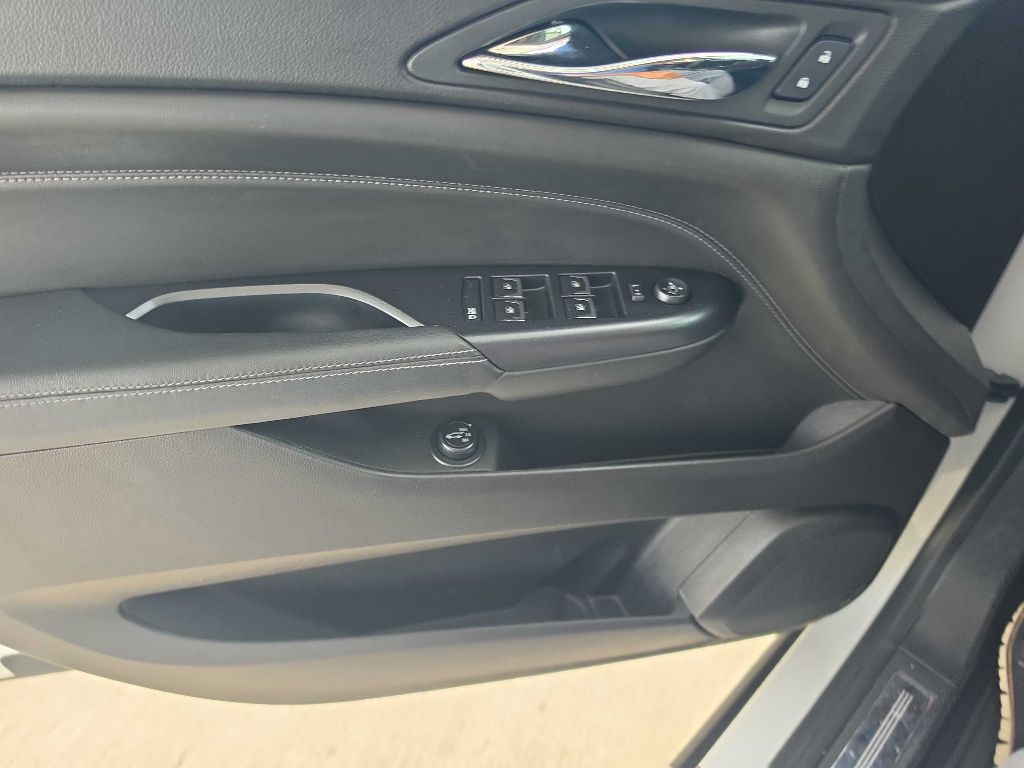 2016 Cadillac SRX Image 13