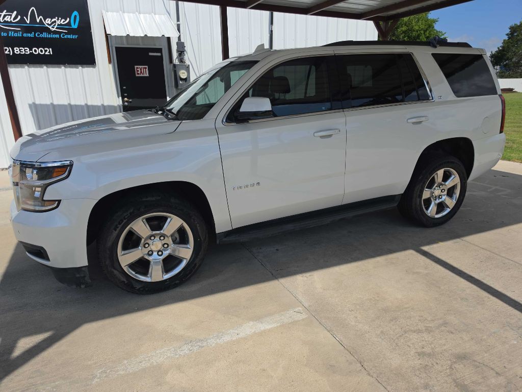 2017 Chevrolet Tahoe Image 2