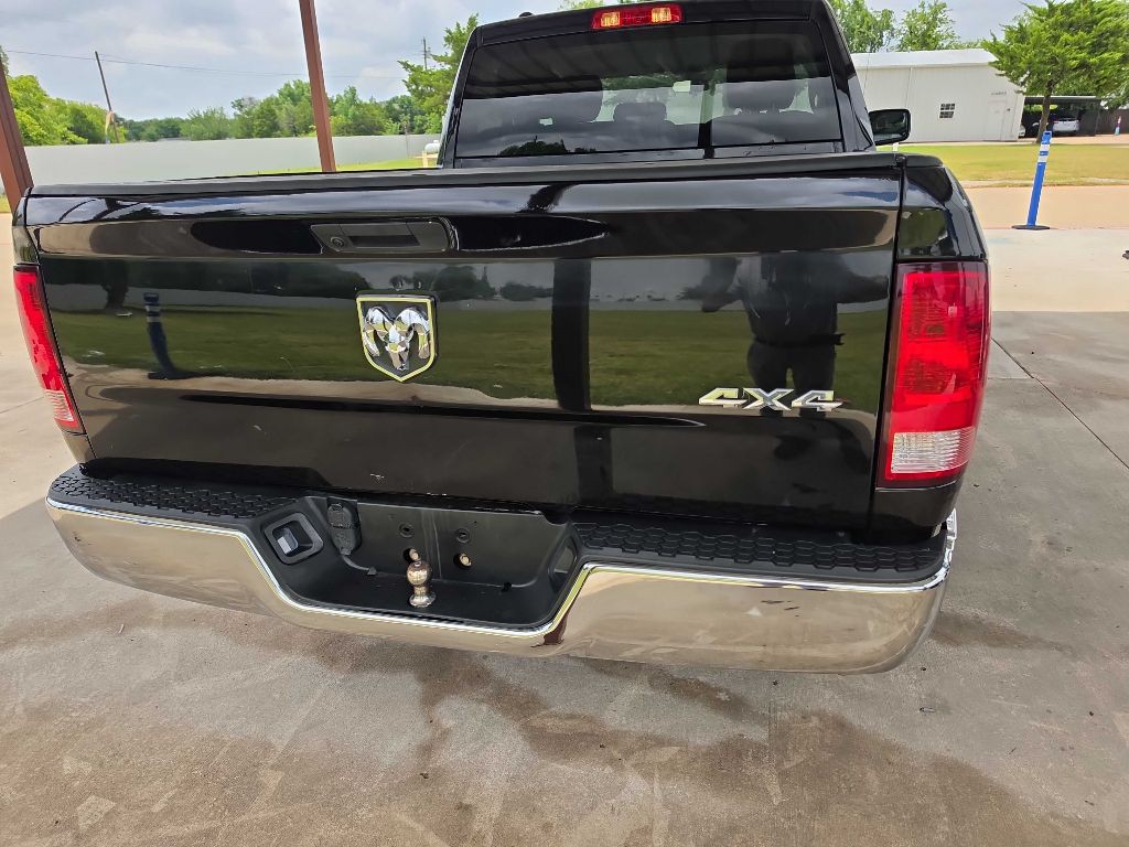 2021 RAM 1500 Image 3