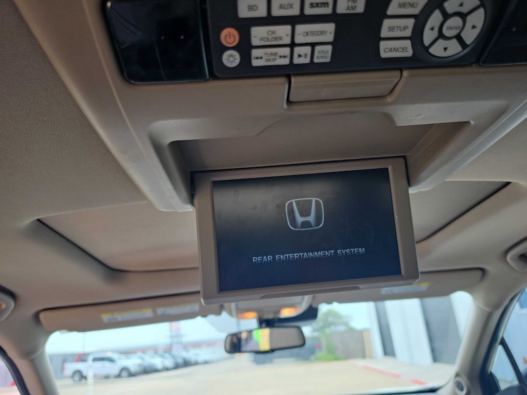 2016 Honda Pilot Image 16