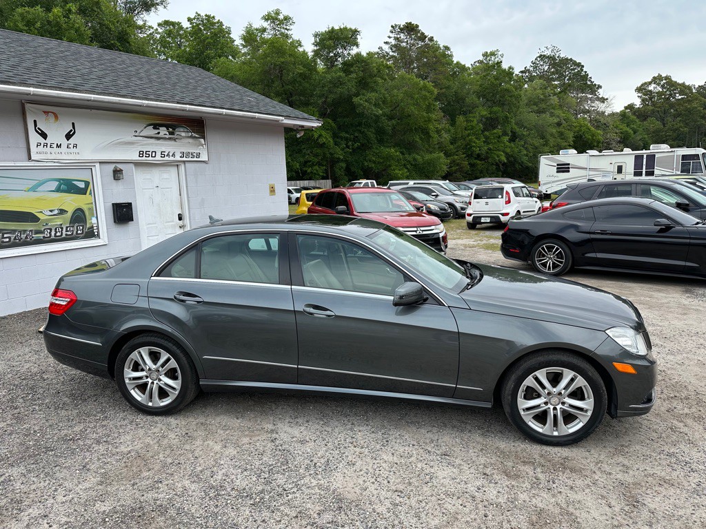 2011 Mercedes-Benz E-Class Image 7