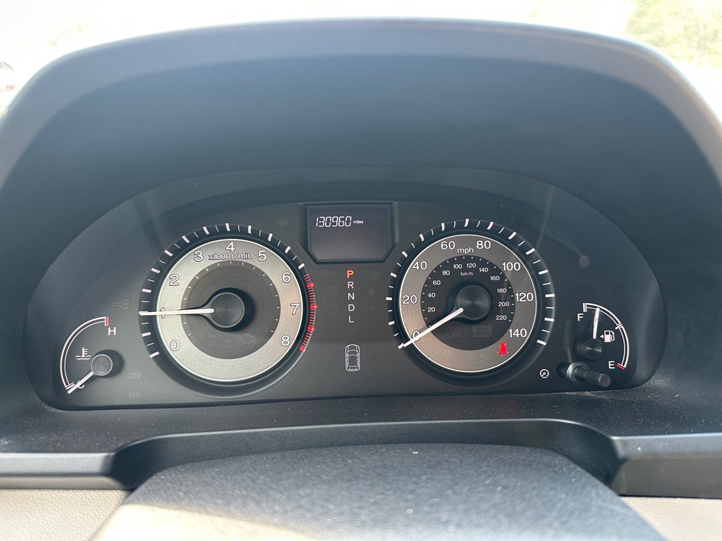 2015 Honda Odyssey Image 16
