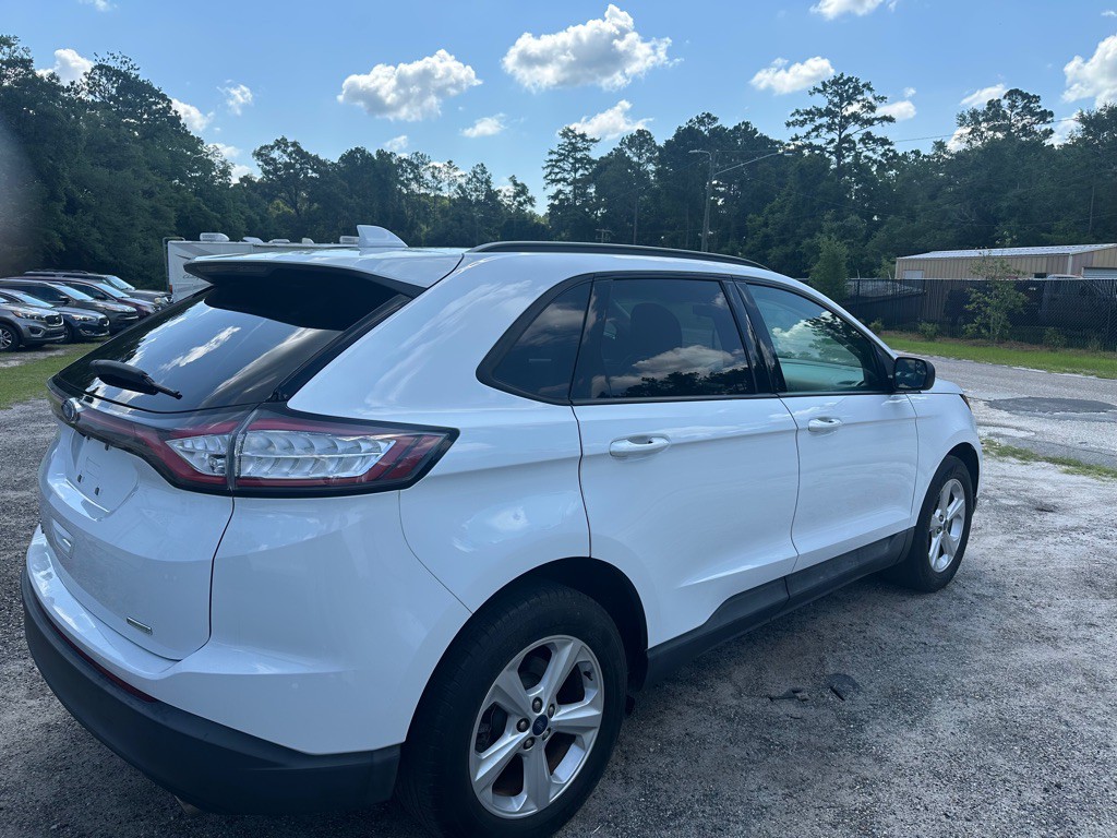 2017 Ford Edge Image 8