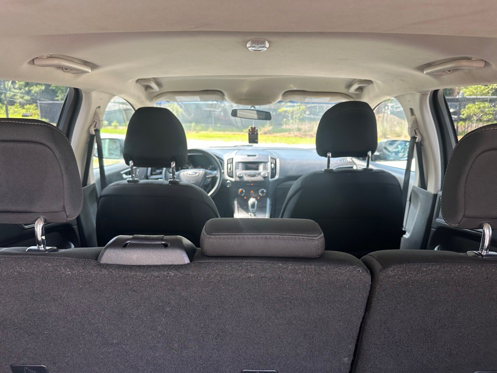 2017 Ford Edge Image 17