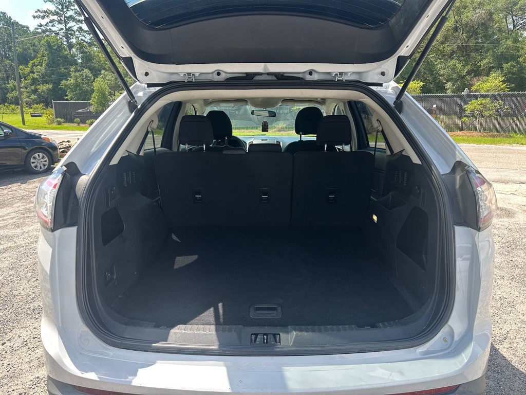 2017 Ford Edge Image 18