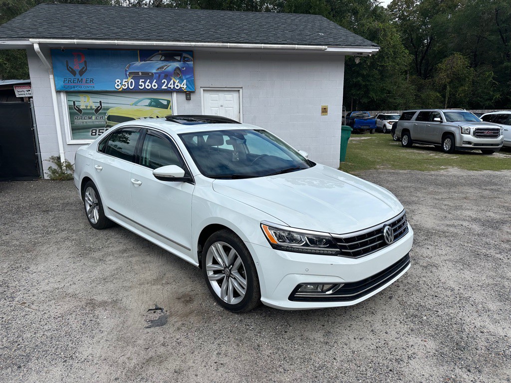 2017 Volkswagen Passat Image 1