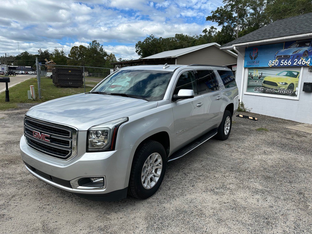 2017 GMC Yukon Image 2