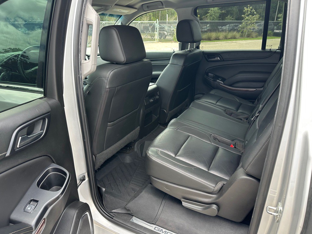 2017 GMC Yukon Image 14