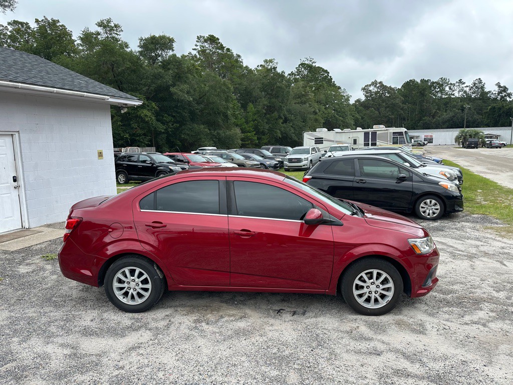 2019 Chevrolet Sonic Image 6