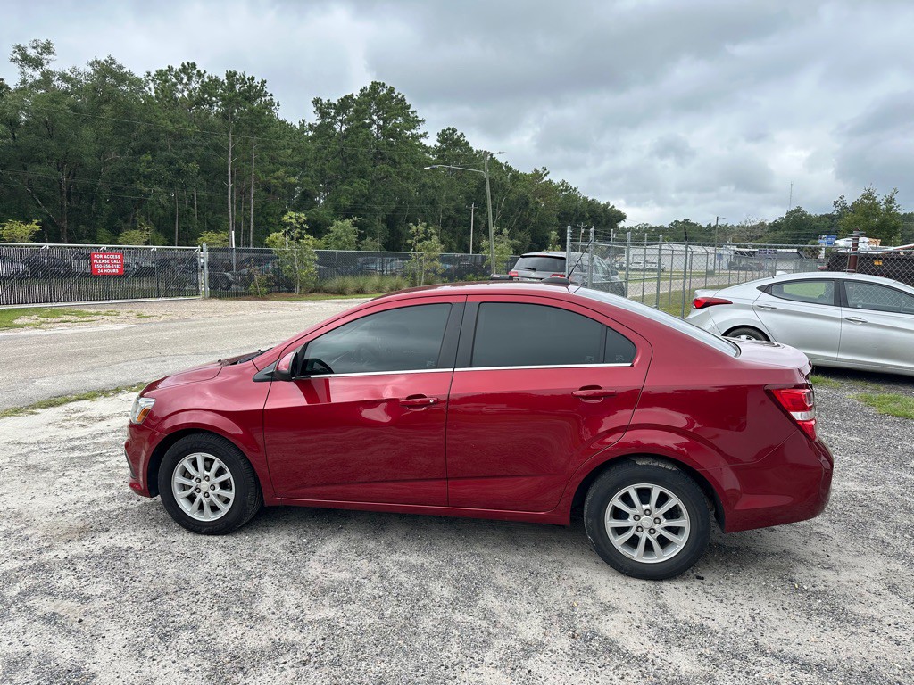 2019 Chevrolet Sonic Image 7