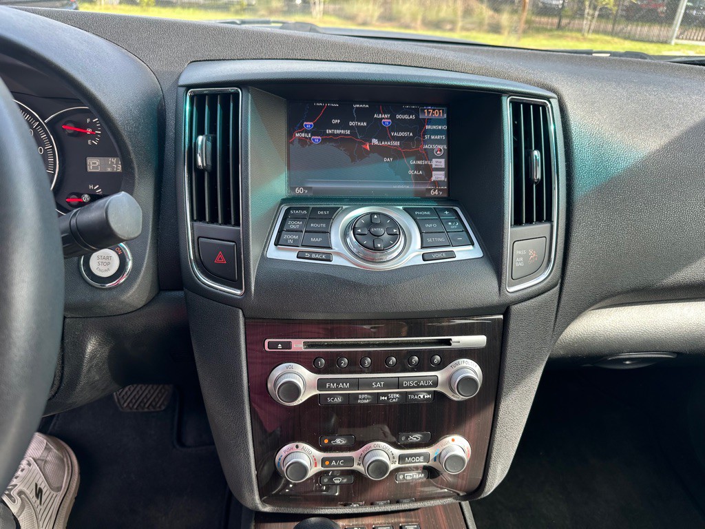 2014 Nissan Maxima Image 13