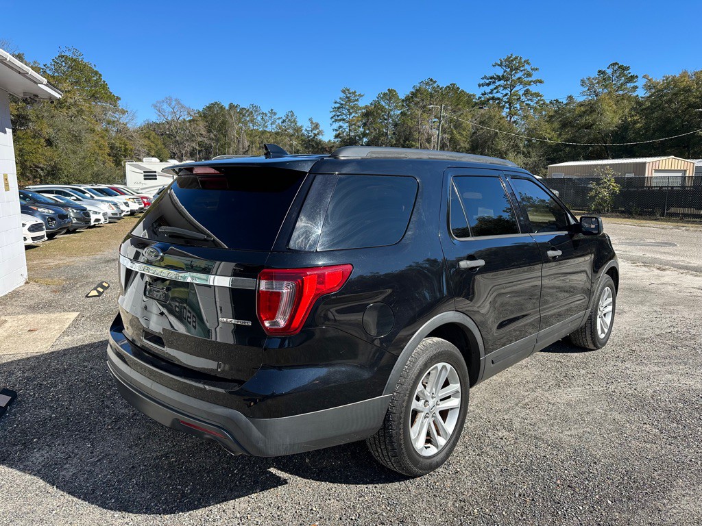 2016 Ford Explorer Image 4