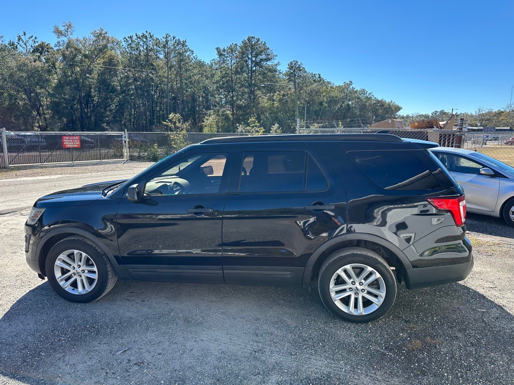2016 Ford Explorer Image 7