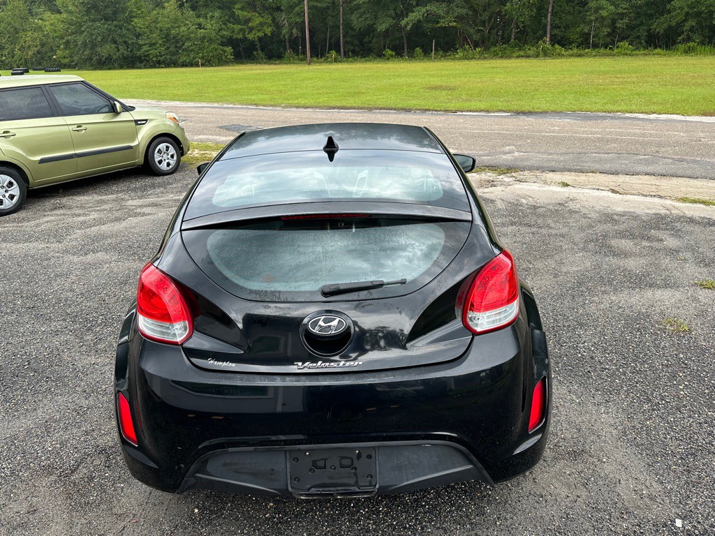 2013 Hyundai Veloster Image 7