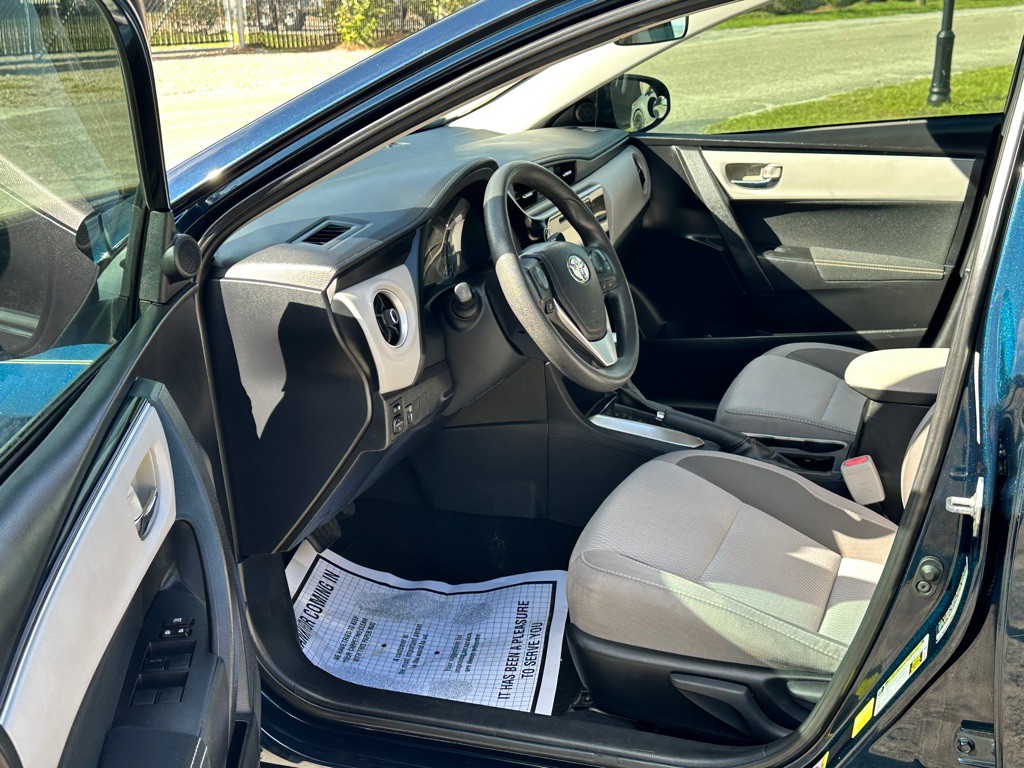 2018 Toyota Corolla Image 6
