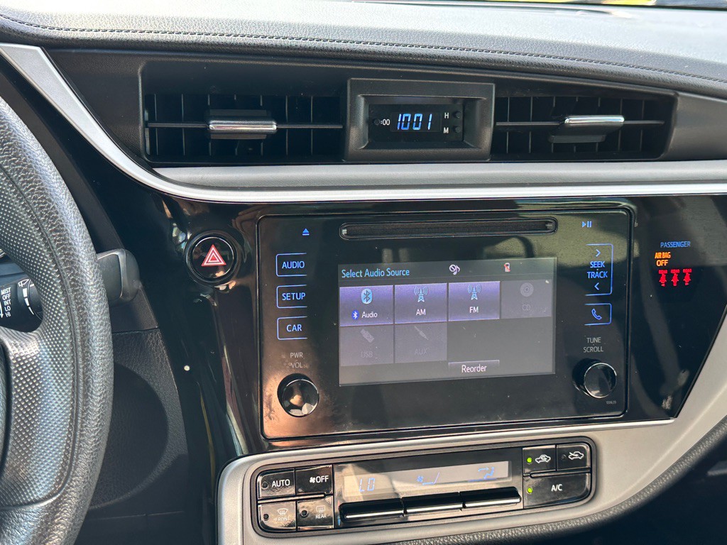 2018 Toyota Corolla Image 11
