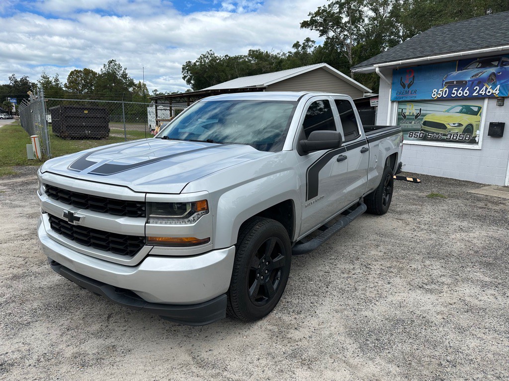 2017 Chevrolet Silverado 1500 Image 2
