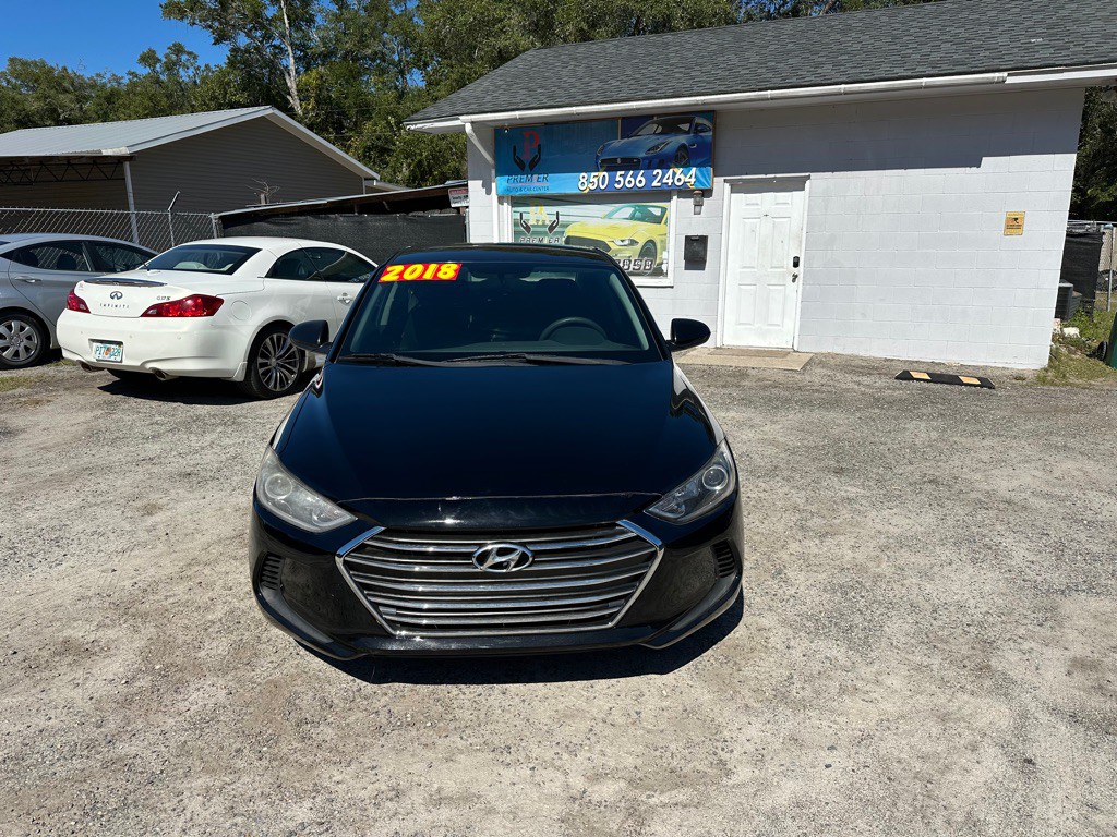2018 Hyundai Elantra Image 2