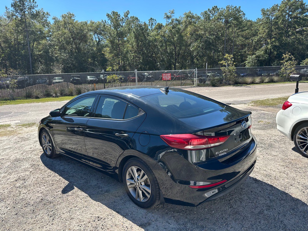 2018 Hyundai Elantra Image 6