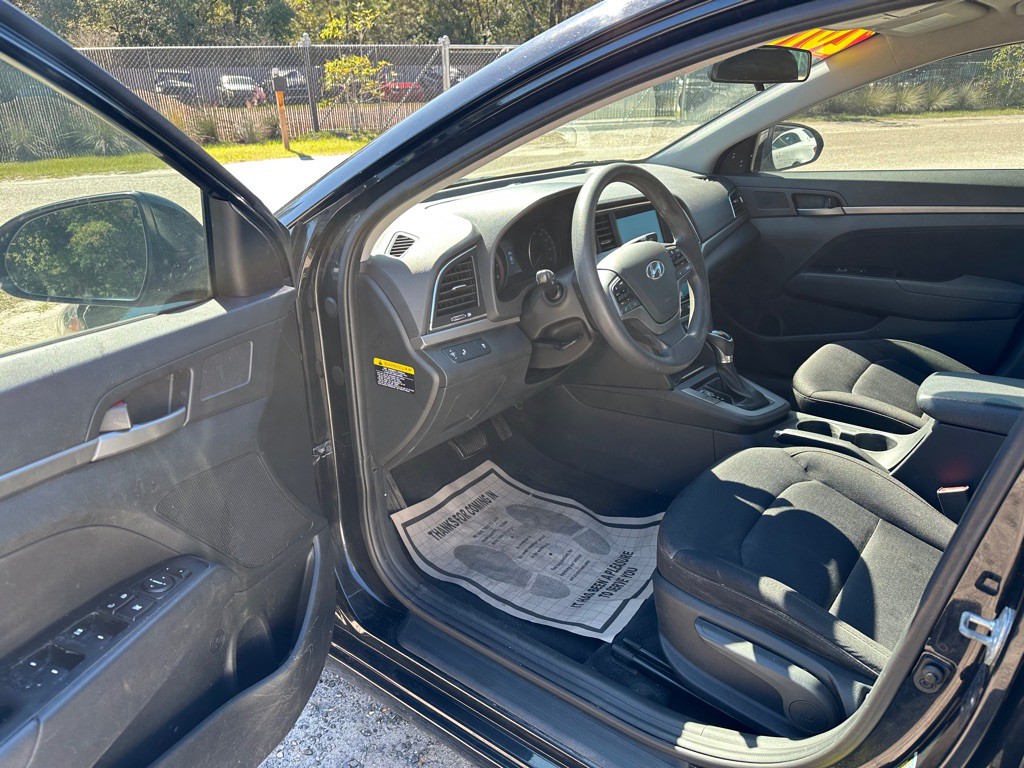 2018 Hyundai Elantra Image 9