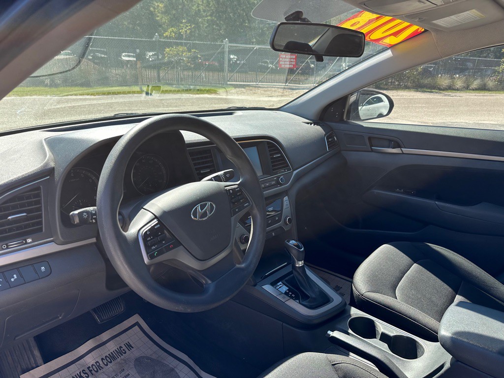 2018 Hyundai Elantra Image 10