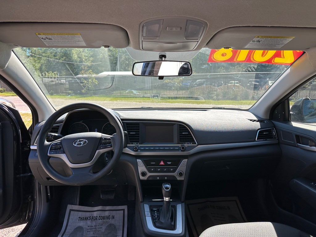 2018 Hyundai Elantra Image 12